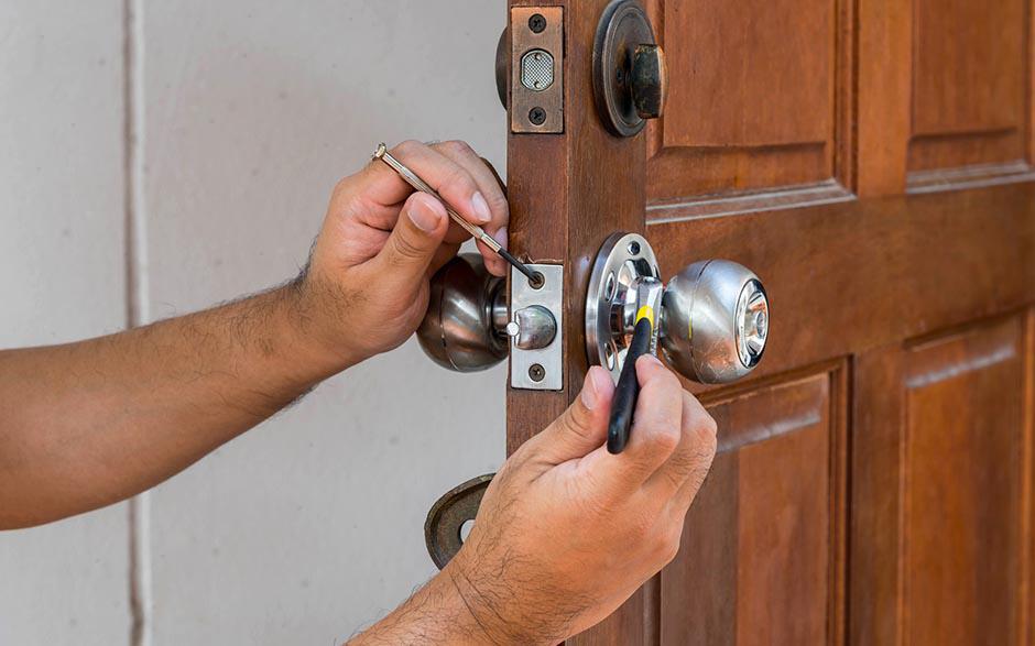 serrurier tarif changement serrure Follainville-Dennemont